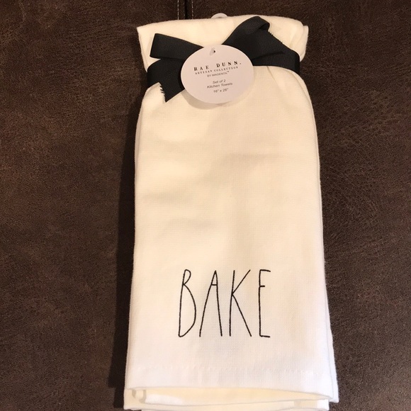 NWT Rae Dunn kitchen towels